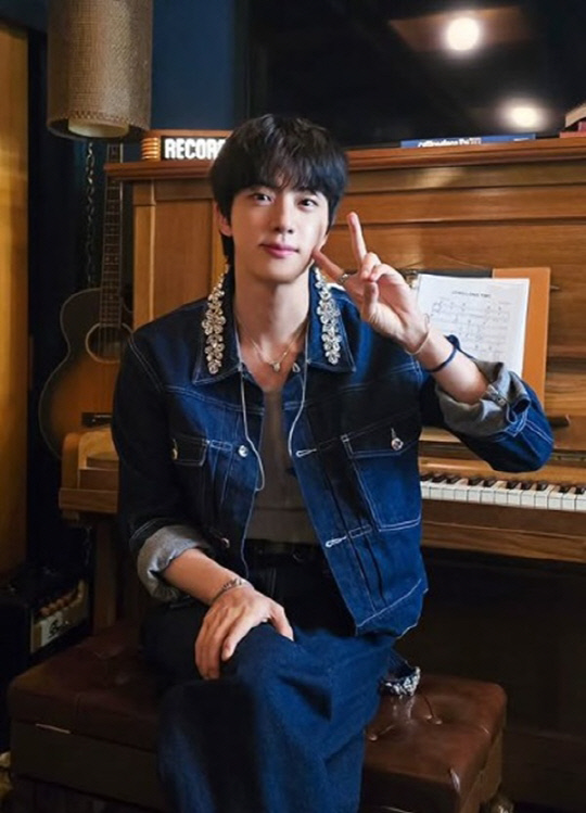 "BTS Áø, ¶Ç ÀÚü ½Å±â·Ï ¼¼¿ü³×¢¾"¡¦½Å°î `µ·Æ® ¼¼ÀÌ À¯ ·¯ºê ¹Ì`, ºôº¸µå ÇÖ100 90À§ "BTS Áø, ¶Ç ÀÚü ½Å±â·Ï ¼¼¿ü³×¢¾"¡¦½Å°î `µ·Æ® ¼¼ÀÌ À¯ ·¯ºê ¹Ì`, ºôº¸µå ÇÖ100 90À§
